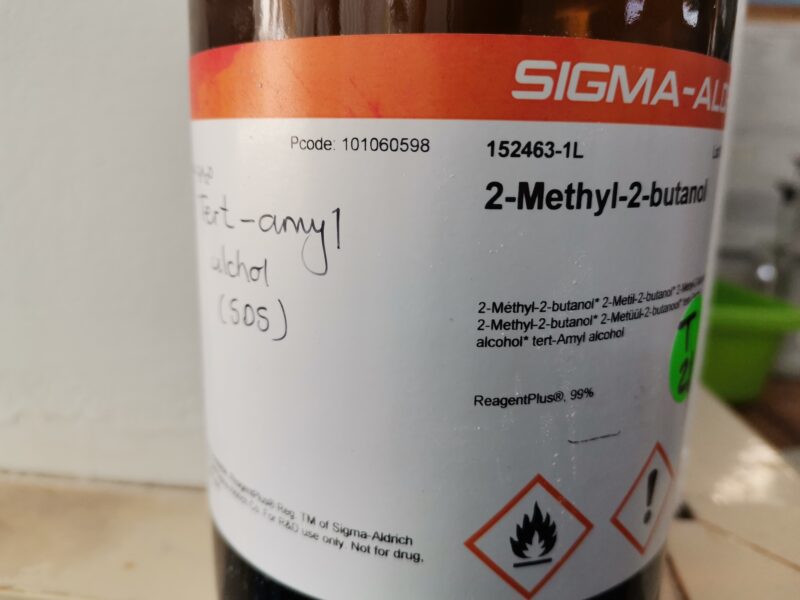 Tert-amyl alcohol(SDS) / 2-methyl-2-butanol