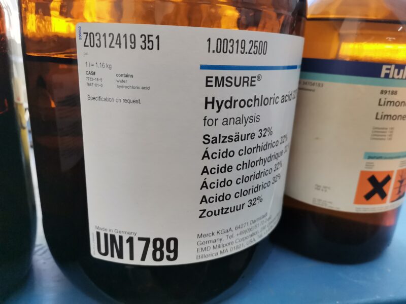Hydrochloric acid 32%
