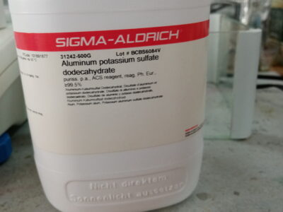 Aluminum potassium sulfate dodecahydrate