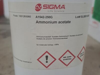 Ammonium acetate